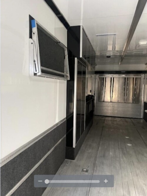 2023 Intech 44' Gooseneck W/Bathroom and Toilet, Trailer Has had very little use, Available Today - Image 10